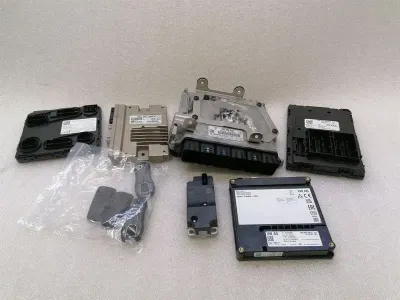 Porsche 911 992 GT3 Двигател ECU КОМПЛЕКТ 992906033 КОМПЛЕКТ Блок за управление на двигателя КОМПЛЕКТ 4.0