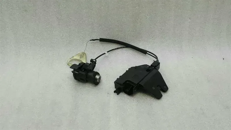 BMW 3 Series E92 Boot Lock 7840617 Tailgate Lock