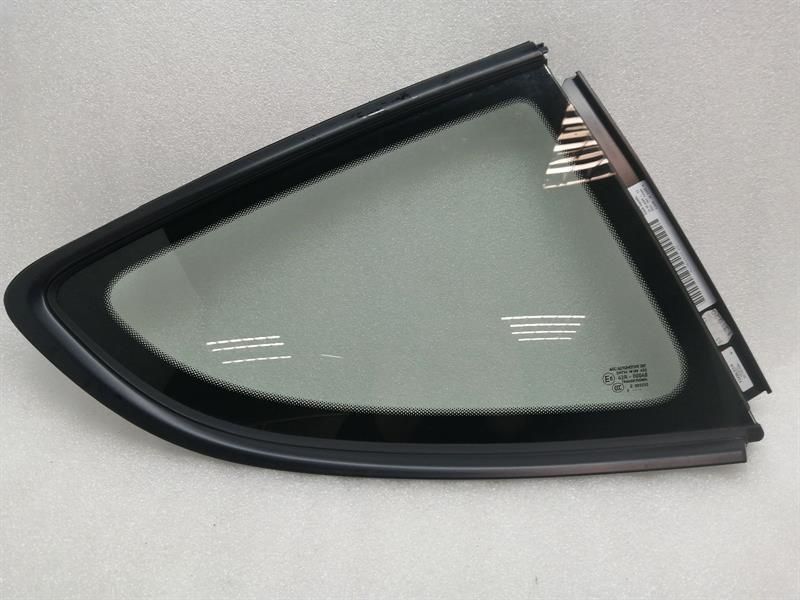 Porsche Cayman 718 Right Rear Quarter Glass 98154311212 Door Glass 1/4 Rear Re