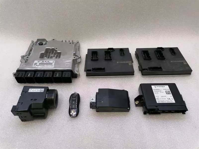2022 Porsche Cayman 718 GT4 SET Engine ECU 982907401 Engine Control Unit