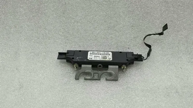 Porsche 911 R 991 Aerial / Antenna 99164711800 Antenna