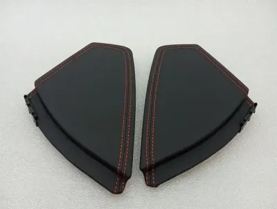 Housse de tableau de bord exclusive en cuir avec coutures rouges pour Porsche 911 991 99155240602