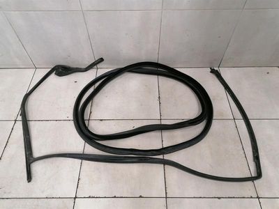 McLaren 720S Coupe Door Seal 14AC484CP LEFT Door Seals