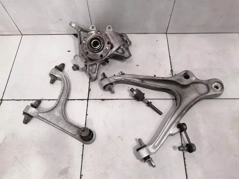 McLaren 720S Right Rear Hub 14BA024CP Wheel Bearing Housing Rear Right SET KNUCKLE