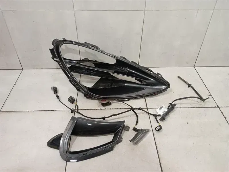 McLaren 720S Spider Body Moulding 14AAC20CP Bar BUMPER PARTS HEADLIGHT TRIM