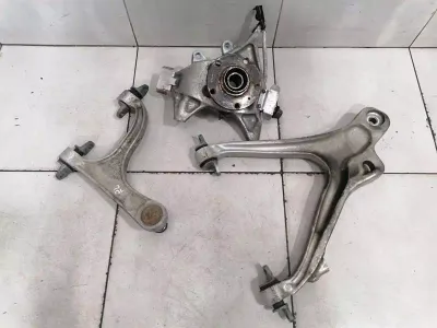 McLaren 720S Left Rear Hub 14BA022CP Wheel Bearing Housing Rear Left SET