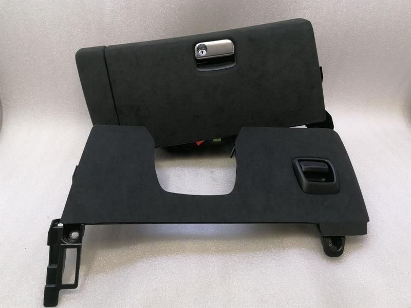 PORSCHE BOXSTER GT4RS SPYDER ALCANTARA GLOVEBOX 99155220304 RIGHT HAND DRIVE RHD