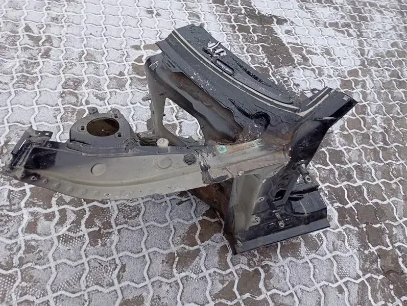 Porsche Cayman 718 GT4 Left Front Chassis Leg 99150191301 Left Front Wheel Arch