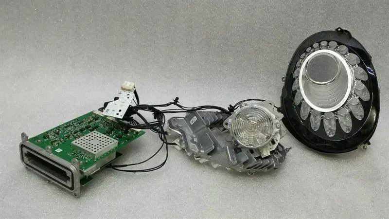 BENTLEY CONTINENTAL GTC V8S Left Head Parts Headlights Parts