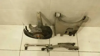 Bentley Continental GTC V8 Lewa tylna piasta 3W0505435A Obudowa łożyska koła lewa SET