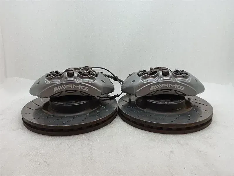 MERCEDES C63 AMG W205 BRAKE CALIPER A2054216798 FRONT SET BRAKE SYSTEM M177