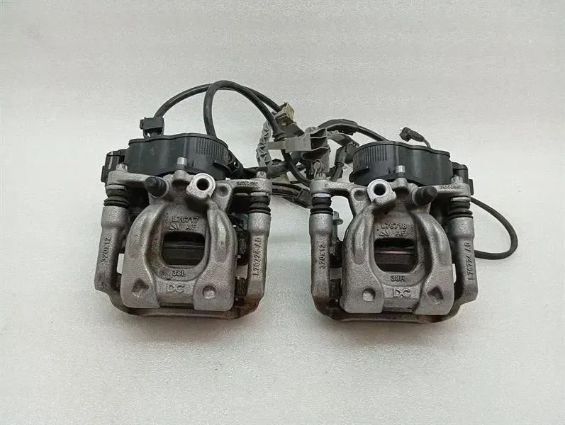 Mercedes C247 brake caliper A2474232100 brake caliper (C247_FX) rear set
