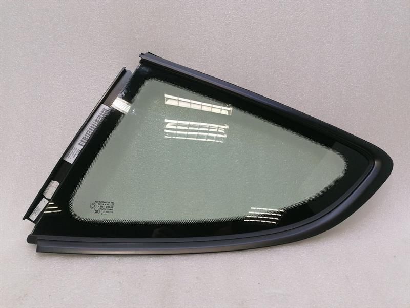 Porsche Cayman 718 GT4 Left Rear Quarter Glass 98154311112 Door Window 1⁄4 Rear