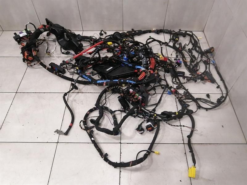 Porsche Cayman 718 GT4 Wiring Loom GT4 RHD MAIN Harness RHD RIGHT HANDLEBAR