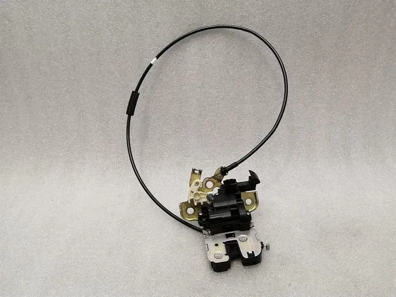 Porsche Cayman 718 GT4 Boot Lock 8R0827505A Tailgate Lock