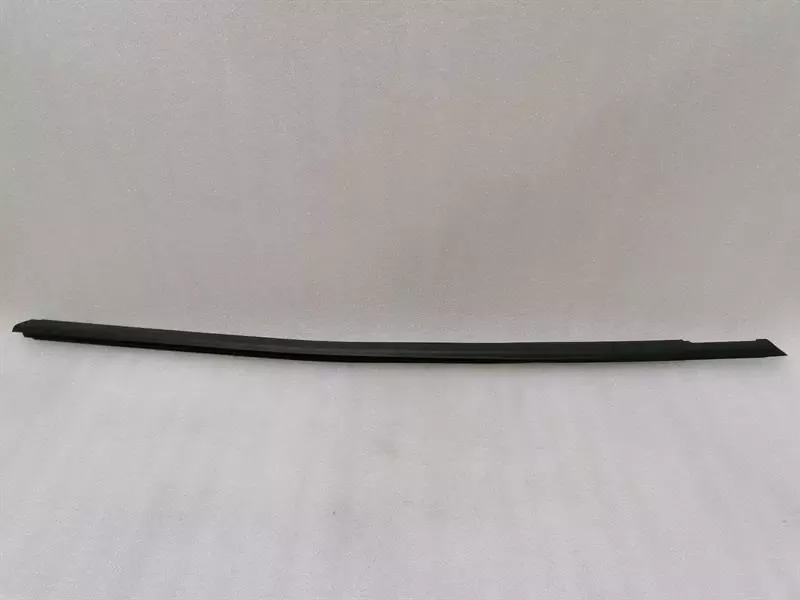 Porsche Boxster Spyder 718 Right Door Body Moulding 98153708503 Right Door Strip