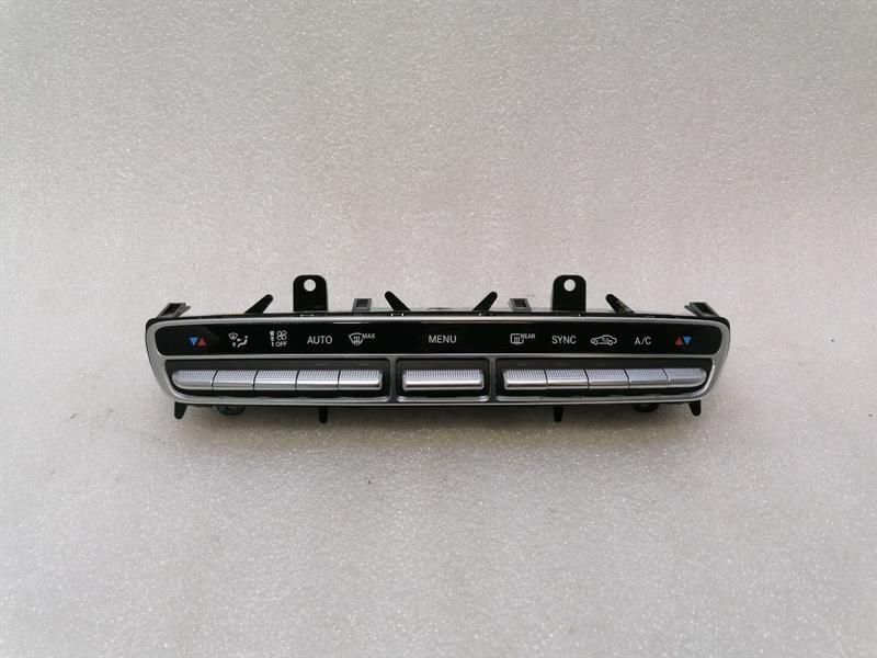 Mercedes E Class W213 Car Climate Control A2139054707 Air Conditioning Control Panel A/C
