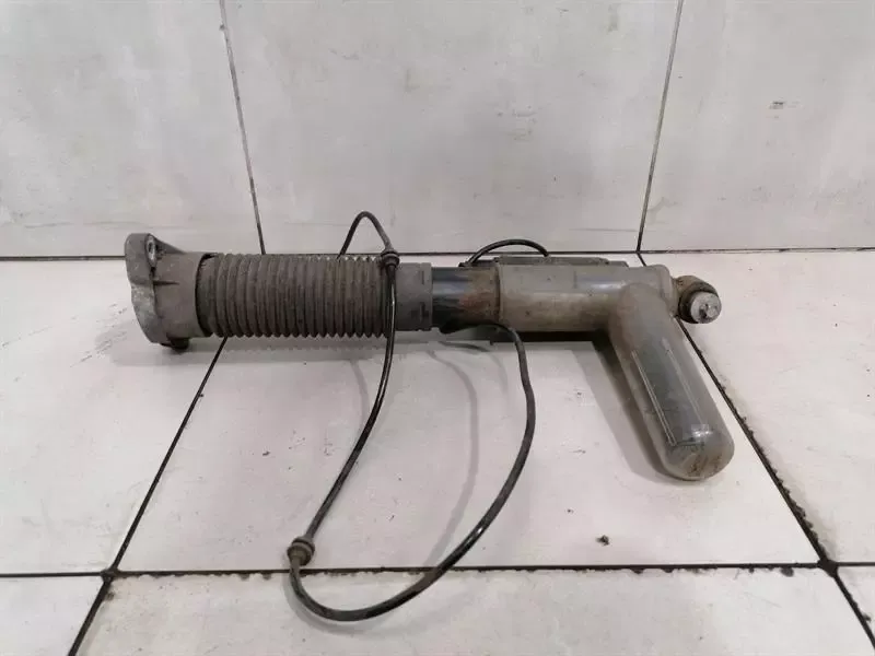 Mercedes E63 AMG ESTATE W213 Shock Absorber Rear A2133200502 Shock Absorber Rear