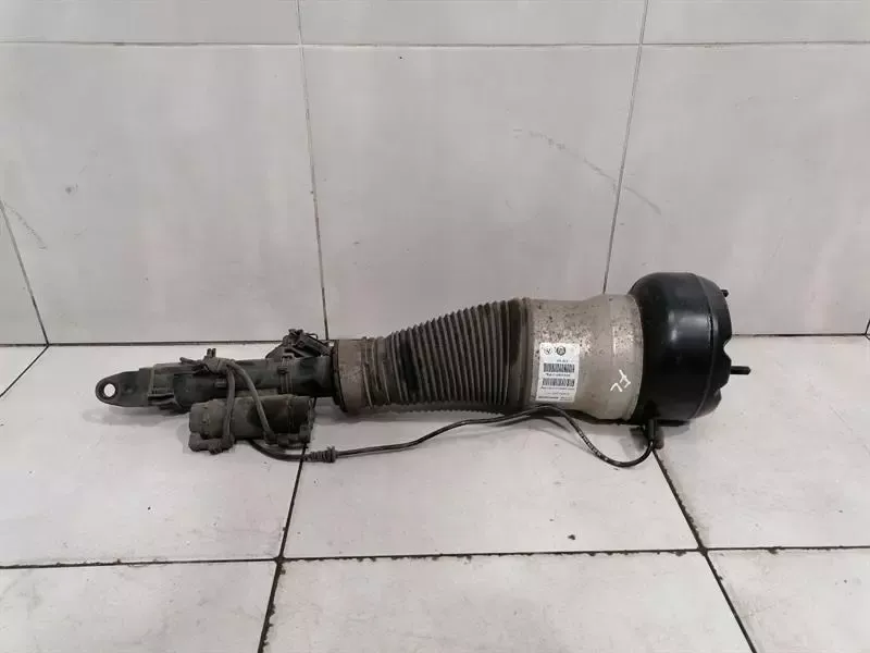 Mercedes CL W217 Shock Absorber Front A2173207101 Shock Absorber Front M177