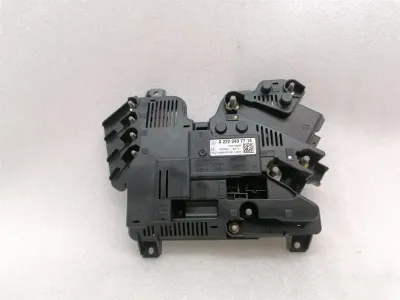 Mercedes CL W217 rear fuse box A2225407714 fuse box rear