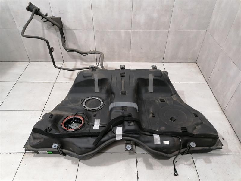 MOPF Mercedes CL63 AMG W217 Fuel Tank A2174700600 Fuel Tank M177 V8 4.0