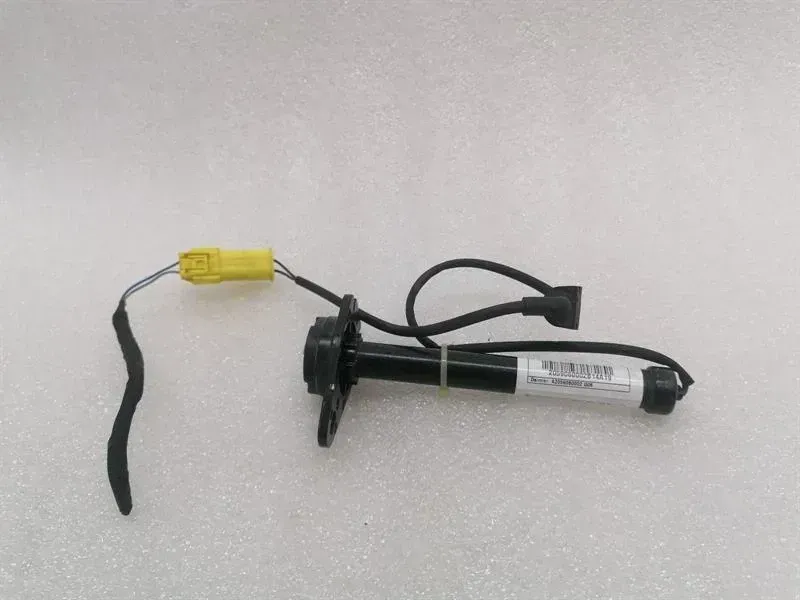 Mercedes C Class W205 Bonnet Actuator A2059060002 Hood Actuator