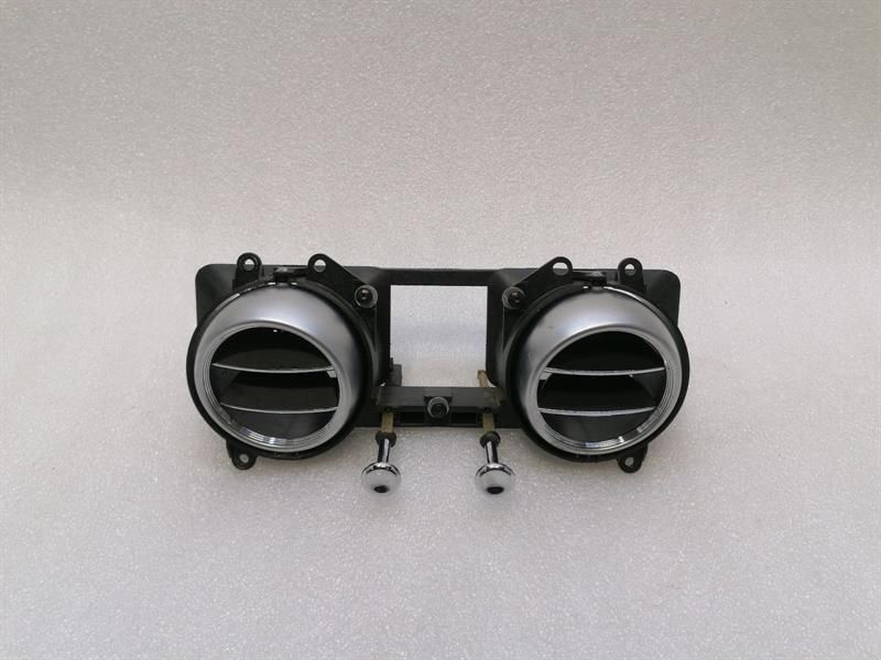 Bentley Continental GT V8S air vent 3W0819359 ventilation nozzle ventilation grille