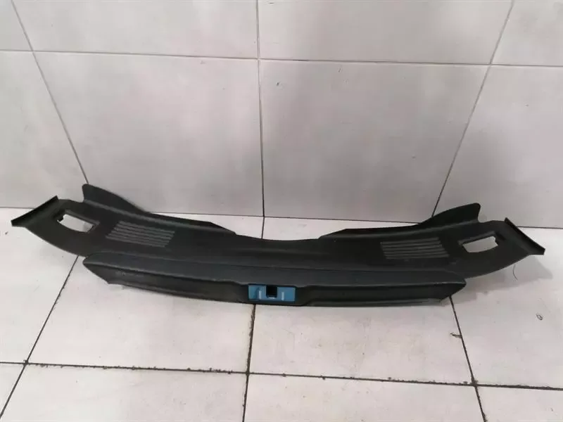 Bentley Continental GT V8S Boat Lid Cover 3W8863459P Tailgate Trim