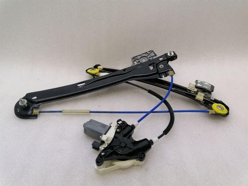 Mercedes GT 4-DOOR X290 Right Rear Door Winder A2577301403 Rear Power Window R