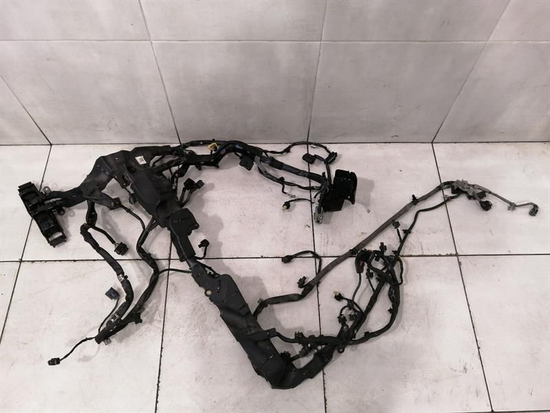 Mercedes C Class W205 Engine Wiring Loom A1771501000 Engine Harness M177