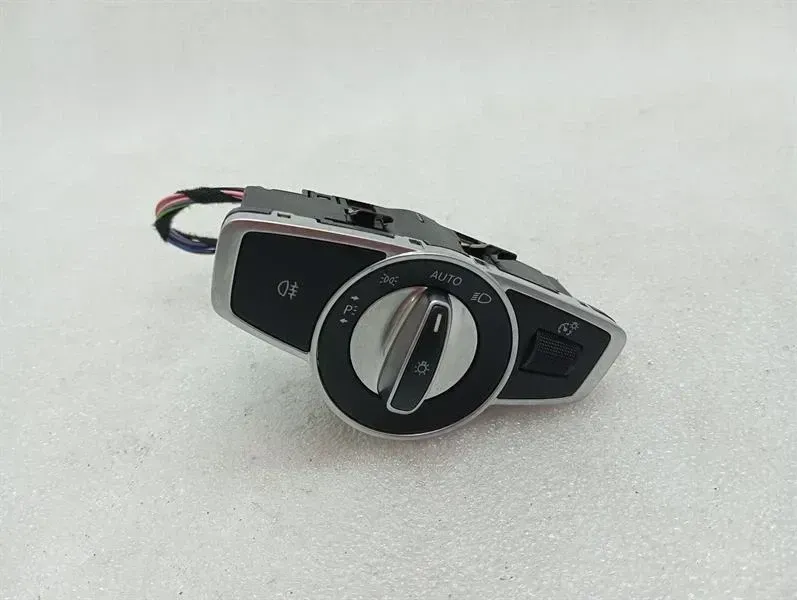 Mercedes C Class W205 Light Switch A2059051810 Light Switch