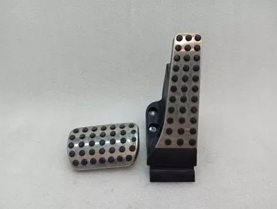 Pédale d&#39;accélérateur (électrique) Mercedes Classe C W205 A2053000104 Pédale d&#39;accélérateur AMG