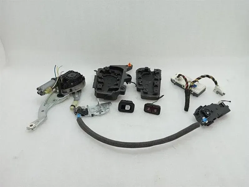 MERCEDES C CLASS W205 BOOT LOCK A2058200042 TAILGATE LOCK ELECTRIC SET