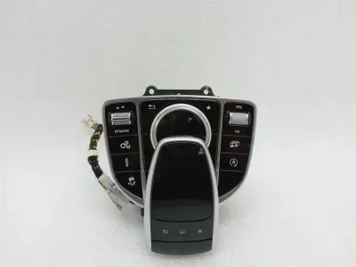 MERCEDES C KLASES W205 SLĒDZIS A2059005915 SLĒDZES KOMANDA NAVIGĀCIJA C63 AMG