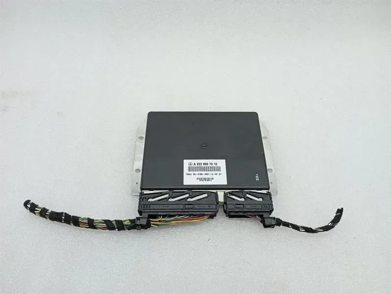 MERCEDES C CLASS W205 ELECTRONIC MODULE A2229007010 PNEUMATIC SUSPENSION CONTROL