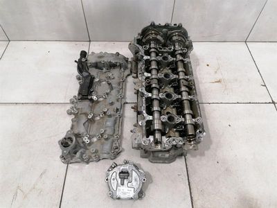 Головка блока цилиндров Mercedes C63 AMG W205 M177 A1770102503 правая головка блока цилиндров правая