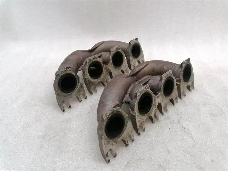 Mercedes C Class W205 Exhaust Manifold A1771400700 Exhaust Manifold M177 AMG C63