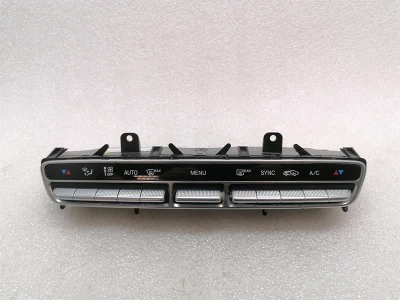 Mercedes GT C190 GTS COUPE Car Climate Control A2059054706 Air Conditioning Panel A/C