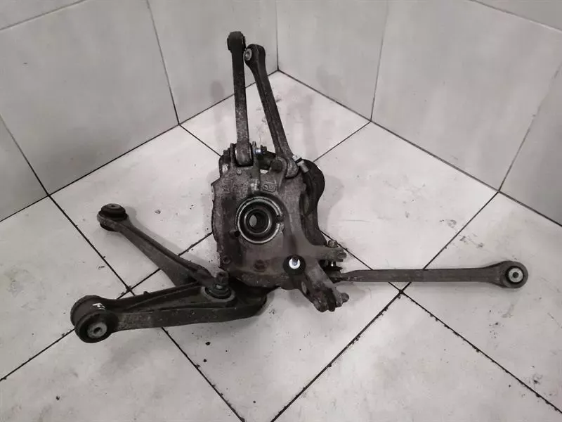 Porsche 911 997 Right Rear Hub 99733111207 Wheel Bearing Case Rear Right Set