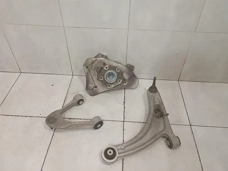 Aston Martin Vantage AM6 2018-2025 Front Hub HY53-3K186-BC Front Wheel Bearing Housing