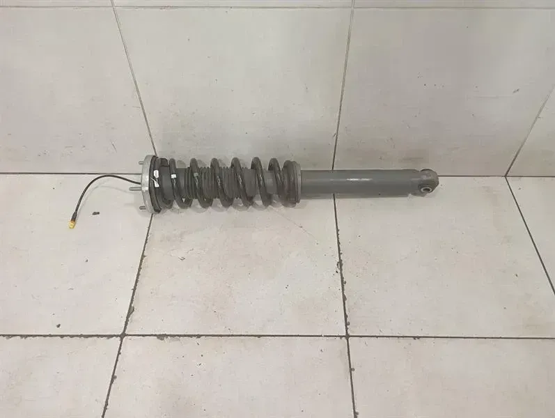 Aston Martin Vantage AM6 2018-2025 Absorber KY63-18W002-GB Rear Shock Absorber