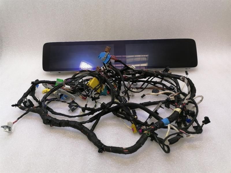 Mercedes GT 4-DOOR X290 Navigation Monitor A2905407208 RHD RIGHT HANDLEBAR