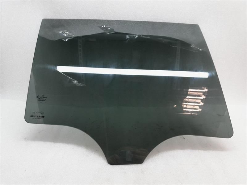 Mercedes E Class W213 right rear door glass A2137359600 door window rear right