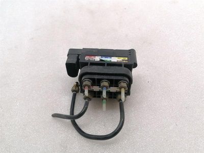Bloc de soupapes de suspension pneumatique Mercedes Classe E W213 A0993200258