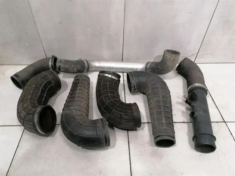 Ferrari Portofino F164 intake pipe 328198 intake hose charge air