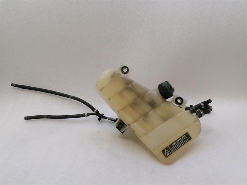 Ferrari Portofino F164 expansion tank 330560 expansion tank coolant