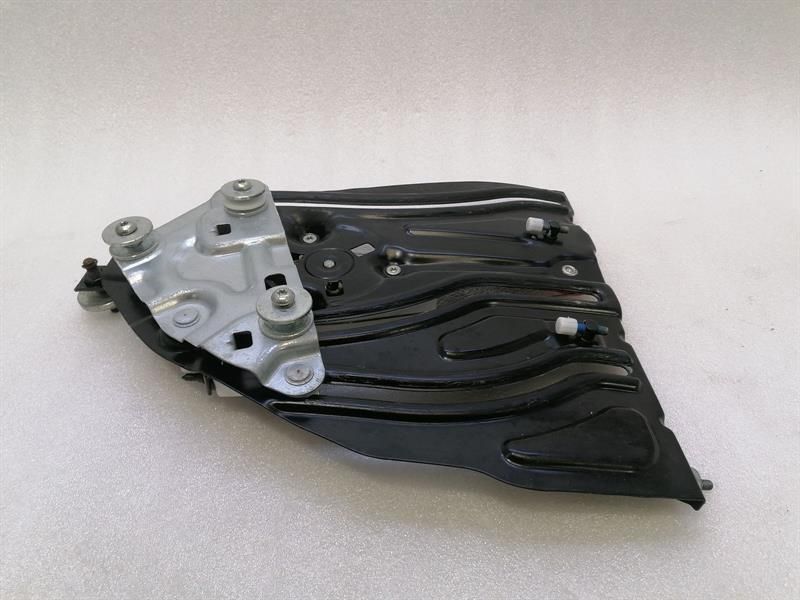 Ferrari Portofino F164 Left Rear Door Winder 88272300 Window Regulator Rear Left