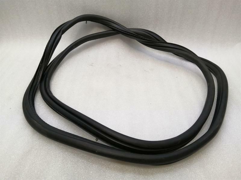 Porsche Cayman 981 GT4 Boot Seal 98151261101 Cover Rear Seals