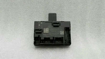 Porsche 911 991 GTS Moduł prawych drzwi 4H0959792S Jednostka sterująca prawych drzwi