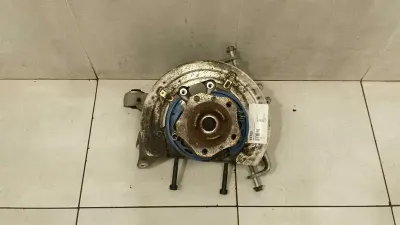 Porsche 911 991 Right Rear Hub 99133111203 Wheel Bearing Housing Rear Right